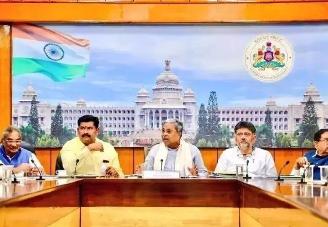 Pressure mounts for cabinet rejig in Karnataka, Cong MLAs to meet high command in Delhi